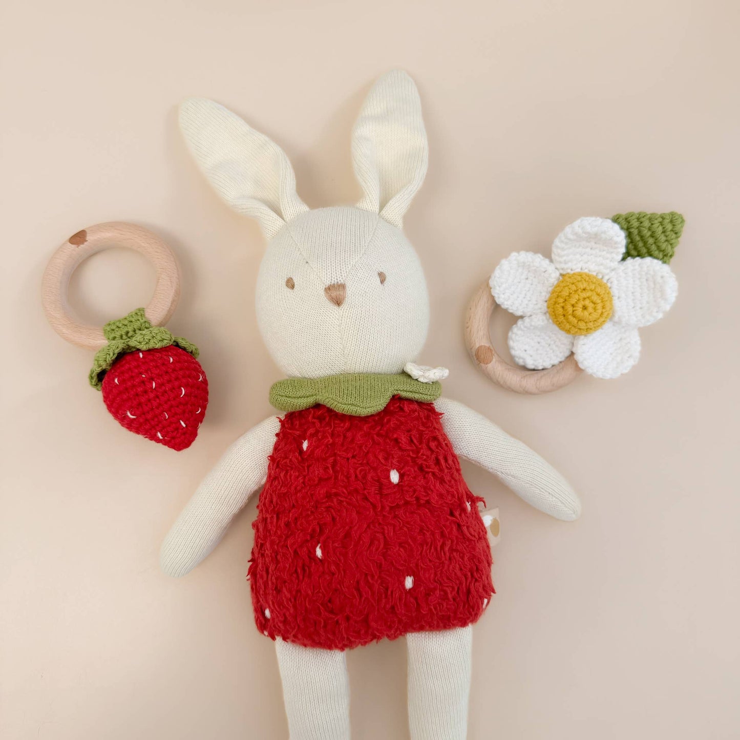 Teether Strawberry Red Cotton Crochet Rattle Baby Toy